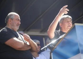 Pablo Moyano: «A Caputo lo van a llevar en andas, pero al Riachuelo»