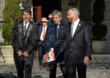 La misión del FMI se reúne con Caputo y Posse