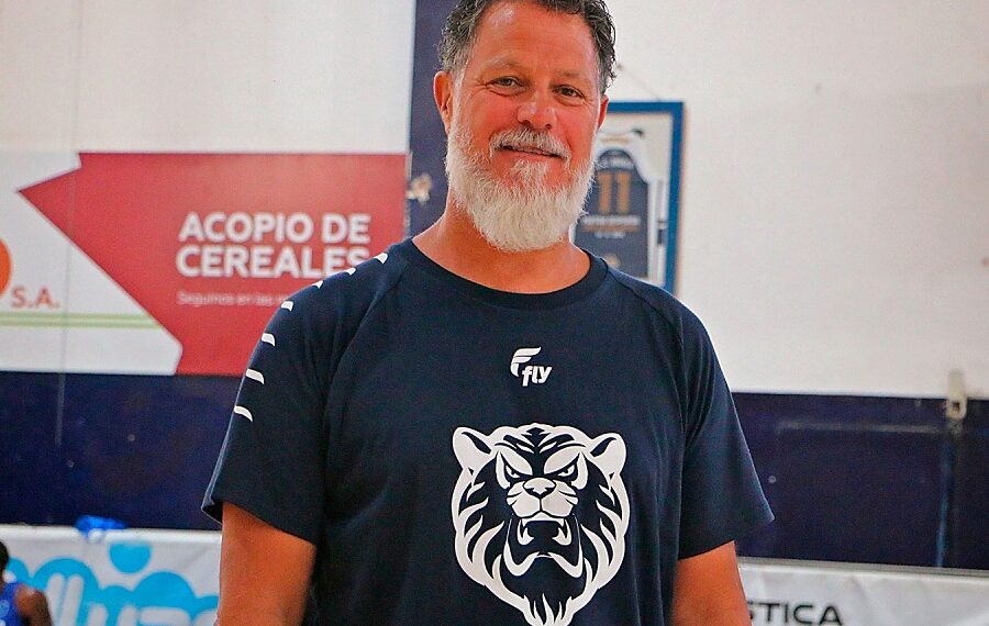Adrián Capelli asumió en Argentino y debutará el sábado