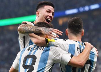 Enzo Fernández: «Queremos que Scaloni se quede»