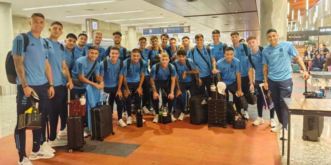 El Sub 23, con el juninense Valentini, ya está en Venezuela para disputar el Preolímpico