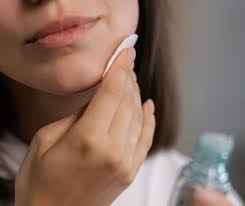 Esto es lo que le pasa a la piel si no te desmaquillás antes de ir a dormir