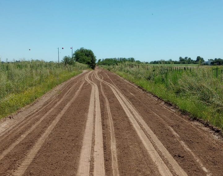 Intenso trabajo para el mantenimiento de los caminos rurales