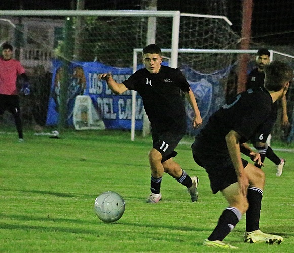 Goleada de Academia Mascherano e igualdad entre Defensa y BAP