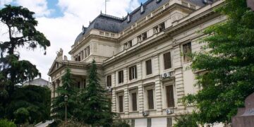 Provincia definió un aumento de 25% en enero para trabajadores de la Administración Pública