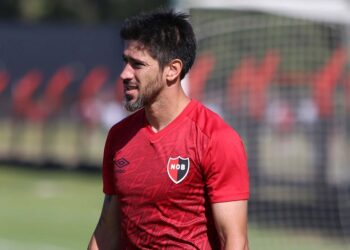 Pablo Pérez, a un paso de Sarmiento