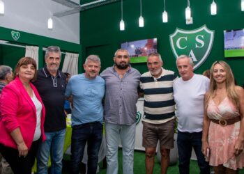 Sarmiento inauguró su nuevo CAS Shop
