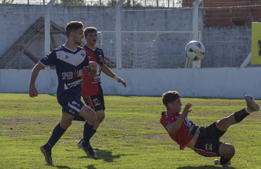 Villa, obligado a remontar la serie para llegar a la final