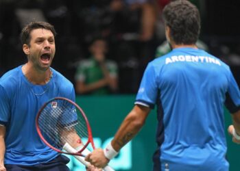 Zeballos regresa al equipo argentino de Copa Davis para la serie con Kazajistán