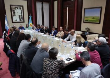 Provincia recibe este martes a los gremios con el objetivo de cerrar 2023