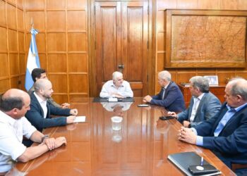 El Centro de Corredores se reunió con el Secretario de Bioeconomía, Ing. Fernando Vilella, para fortalecer el comercio de granos