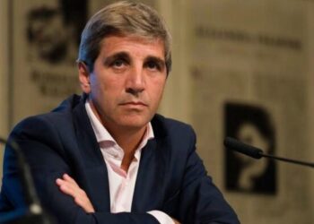 Caputo quiere hacer el mayor canje de deuda en pesos de la historia