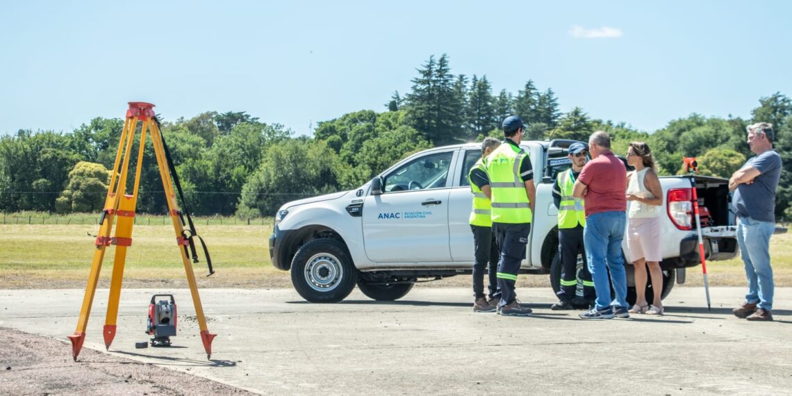Autoridades de la ANAC inspeccionaron la pista del aeródromo