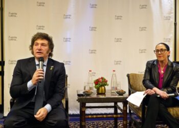 Panorama político bonaerense: Las dos conversaciones de Kicillof y Cornejo