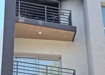 Incendio total de un departamento en un cuarto piso