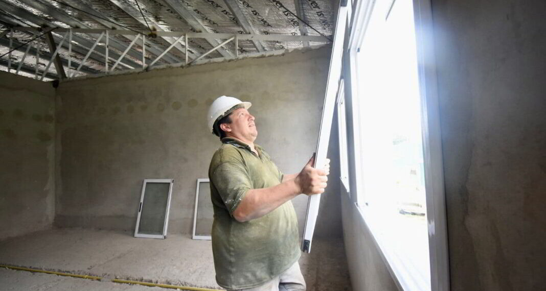 Refacciones de escuelas, congeladas en el interior: afecta a obras en Junín