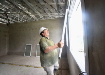 Refacciones de escuelas, congeladas en el interior: afecta a obras en Junín