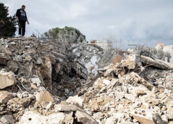 El ejército israelí asaltó el hospital del sur de Gaza en busca de restos de rehenes