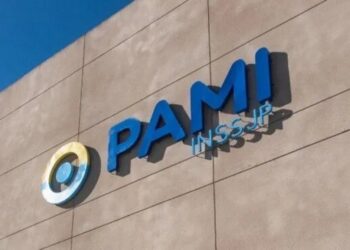 Despidos en PAMI: reducen rangos  jerárquicos y recortan cargos políticos