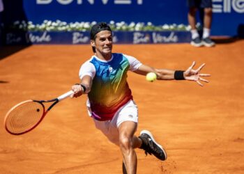 Federico Coria venció a Alex Molcan y avanzó a los octavos de final