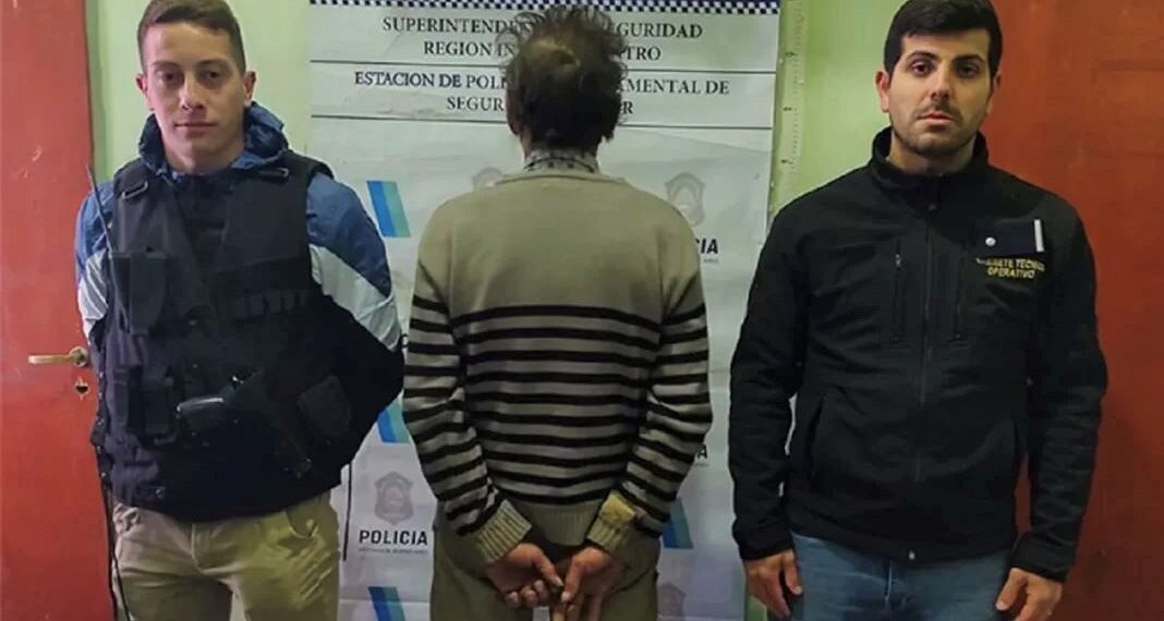 Detienen a hombre de 66 años acusado de abusar de una adolescente de 15 años