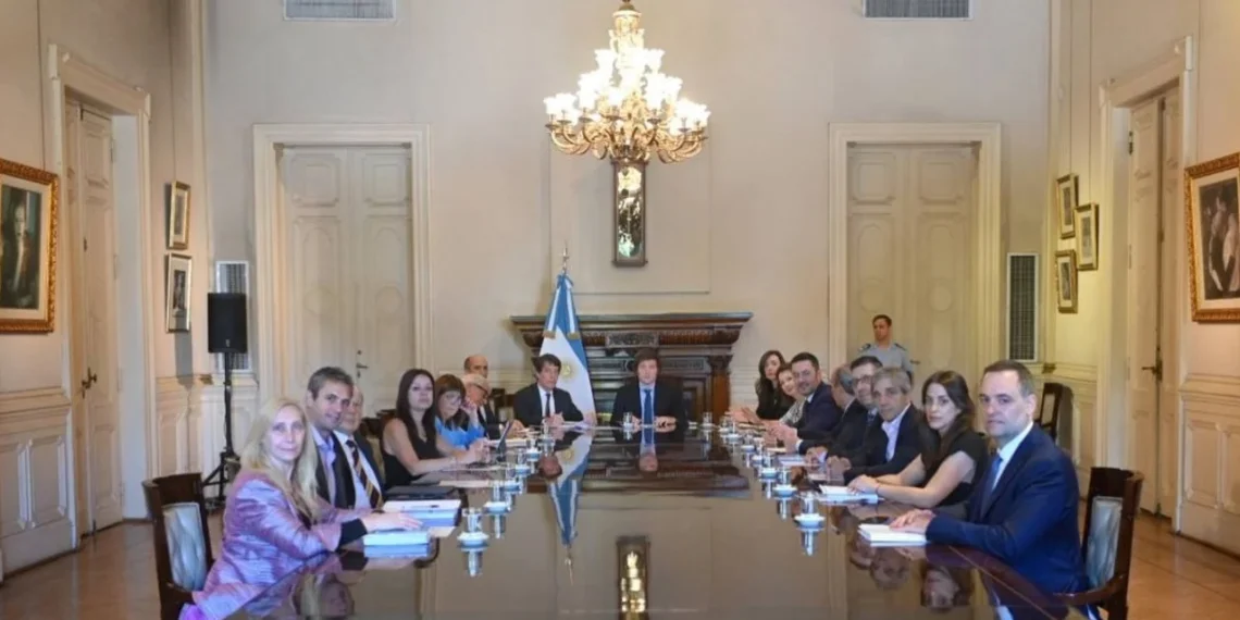 Milei encabeza una nueva reunión de Gabinete en Casa Rosada