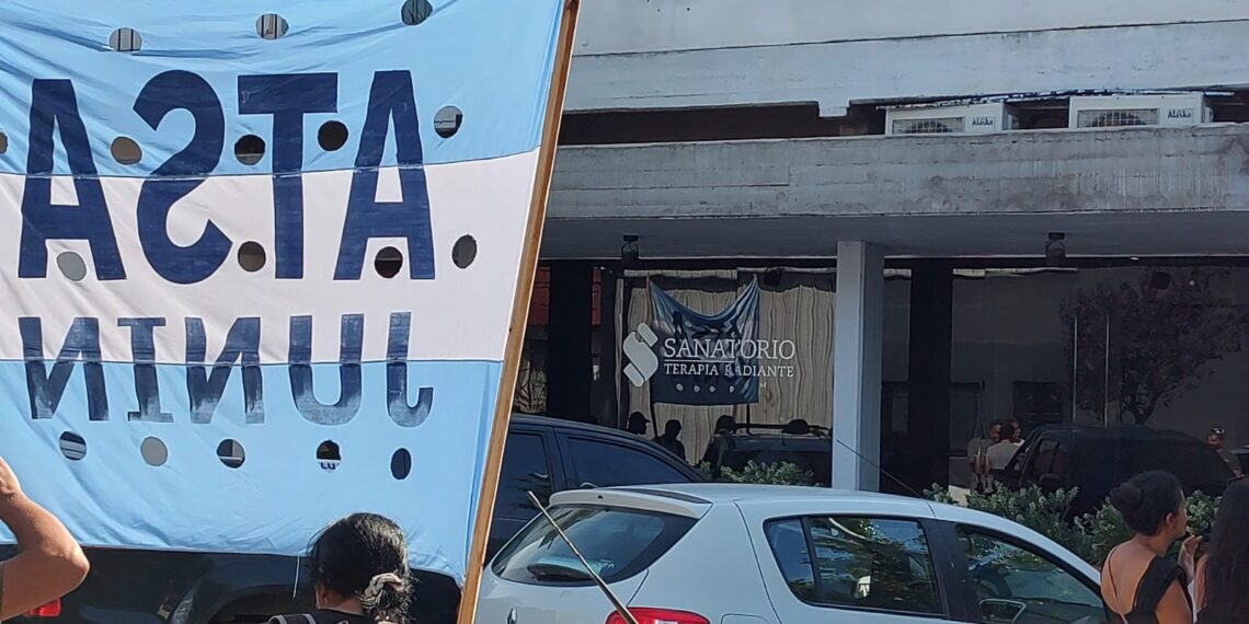 ATSA Junín se plegó al paro nacional de Sanidad