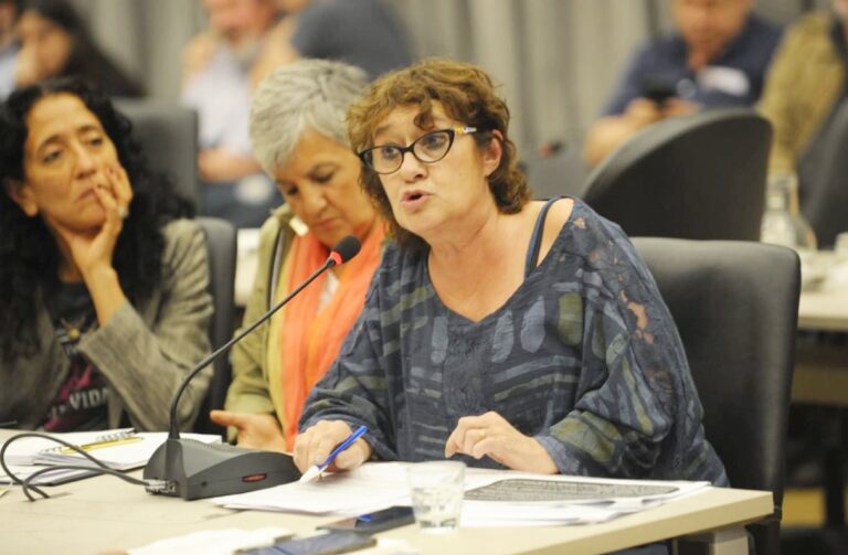 Advierten que el comienzo de clases “es grave y pinta complicado”