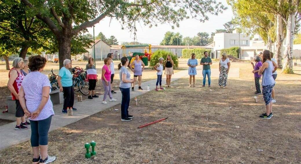 Suman plazas como sede de las actividades para adultos mayores