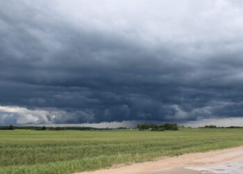 Fin de semana de tormentas: hay alertas para el viernes y sábado en la provincia