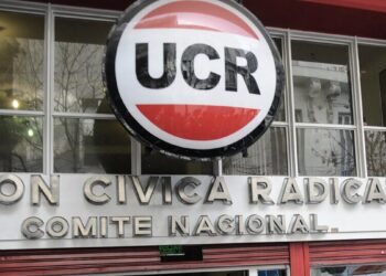 La UCR llamó a «respetar las instituciones» y «evitar los señalamientos y la división»