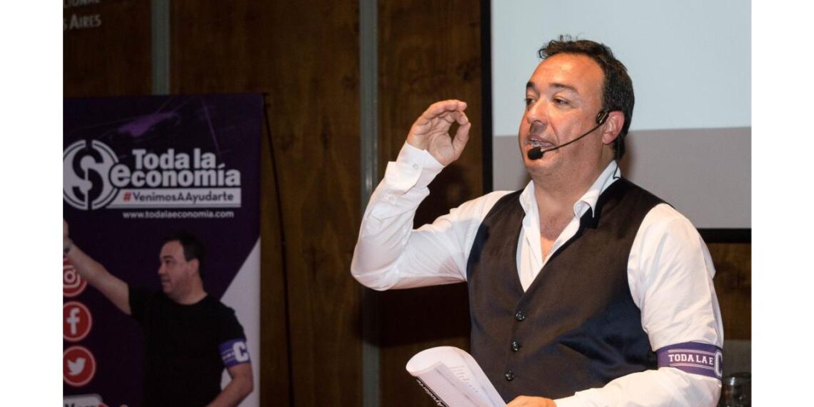 Granados: “Los dólares ahorro empezaron a desaparecer”