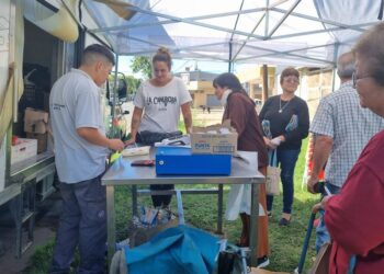 Más de 120 vecinos de Junín adquirieron los productos del Camión de Pastas y Lácteos para todos