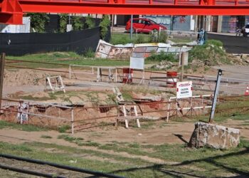 Abril, mes límite: continuidad de obra o reapertura de calle Rivadavia