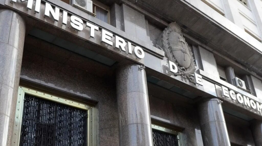 La deuda pública aumentó más  de US$ 5.200 millones en febrero