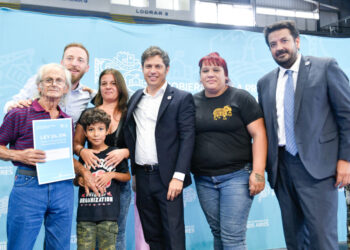 Kicillof dijo que “el Gobierno nacional busca fundir a la provincia”