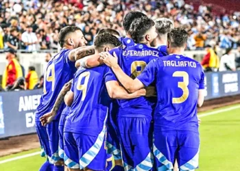 Argentina venció a Costa Rica y cerró con una sonrisa su gira por Estados Unidos