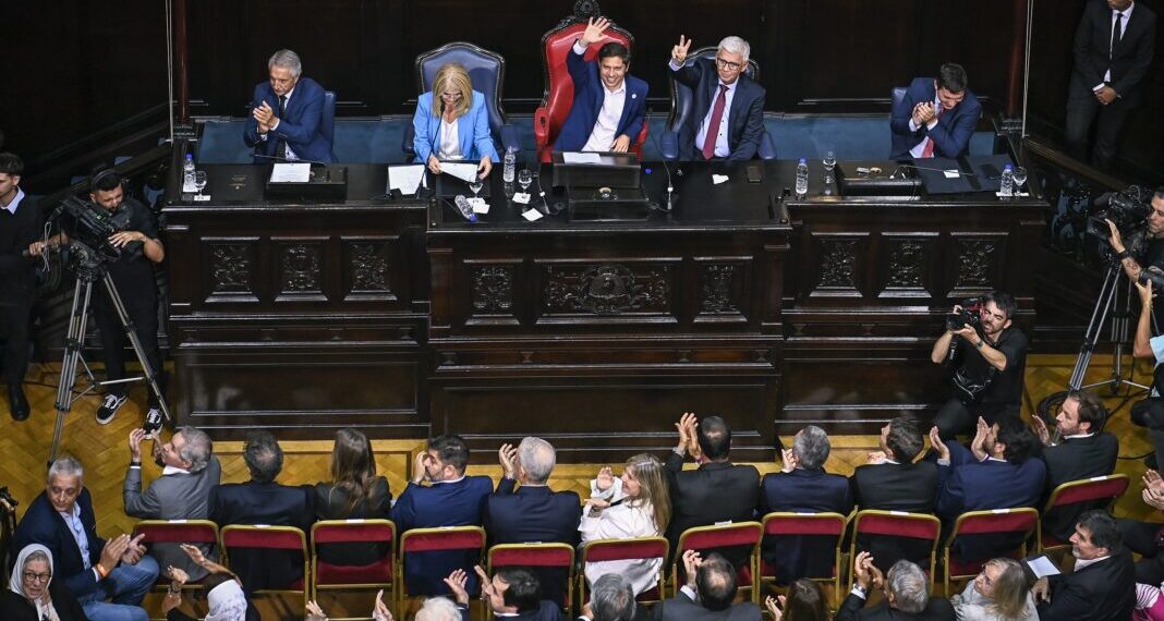 Kicillof a Milei: «Deje de extorsionar a los gobernadores para que aprueben leyes»