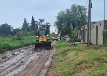 El Municipio continúa con los trabajos de limpieza, desobstrucción de sumideros y retiro de montículos