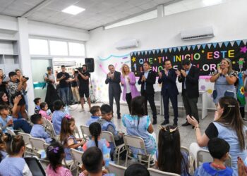 Magario: «Vamos a seguir defendiendo la escuela pública»