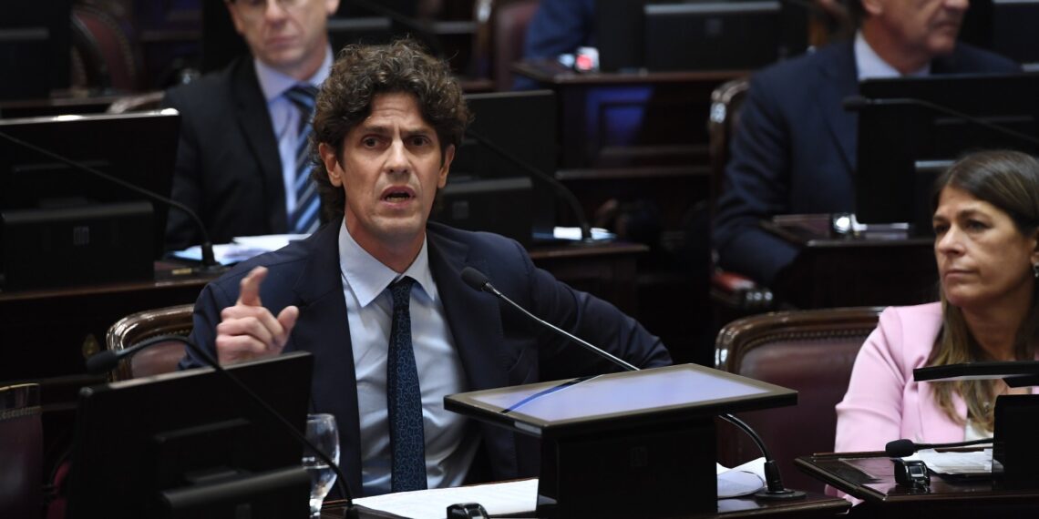 Lousteau: «El DNU es inconstitucional»