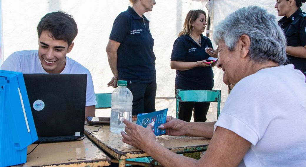 «La Muni en tu Barrio» desplegó un nuevo operativo en Capilla de Loreto