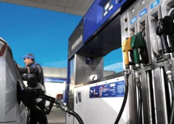 Estiman que “no hay una merma”  en la venta de combustibles