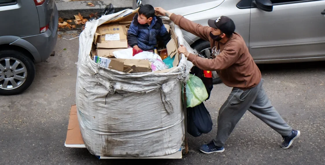 La pobreza alcanzó al 41,7% de las personas en el segundo semestre de 2023