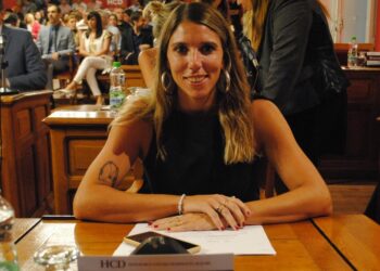 “Petrecca es uno de los intendentes que  respalda el ajuste de Milei contra el pueblo”