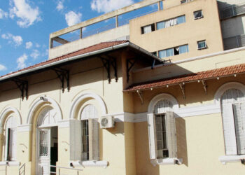 Córdoba: “El Hospital está en un caos”