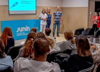 Personal de la salud fue capacitado sobre la vacuna contra el VSR