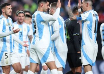 Argentina cumplió un año como líder absoluto