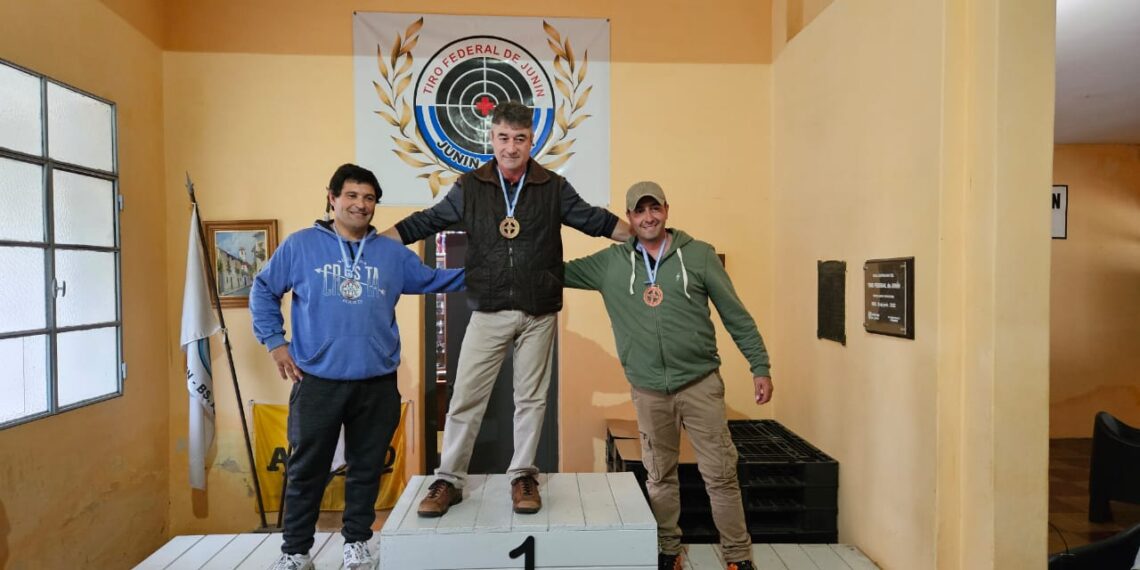 Se realizó el segundo Torneo de Miras Abiertas en el Tiro Federal de Junín