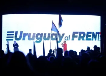 Una encuesta muestra ventaja  para el Frente Amplio en Uruguay